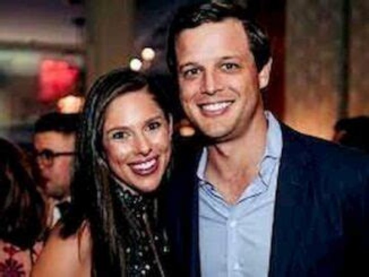 Errol Barnett Bio, Age, Wife, Family, Education, CBS, Net Worth