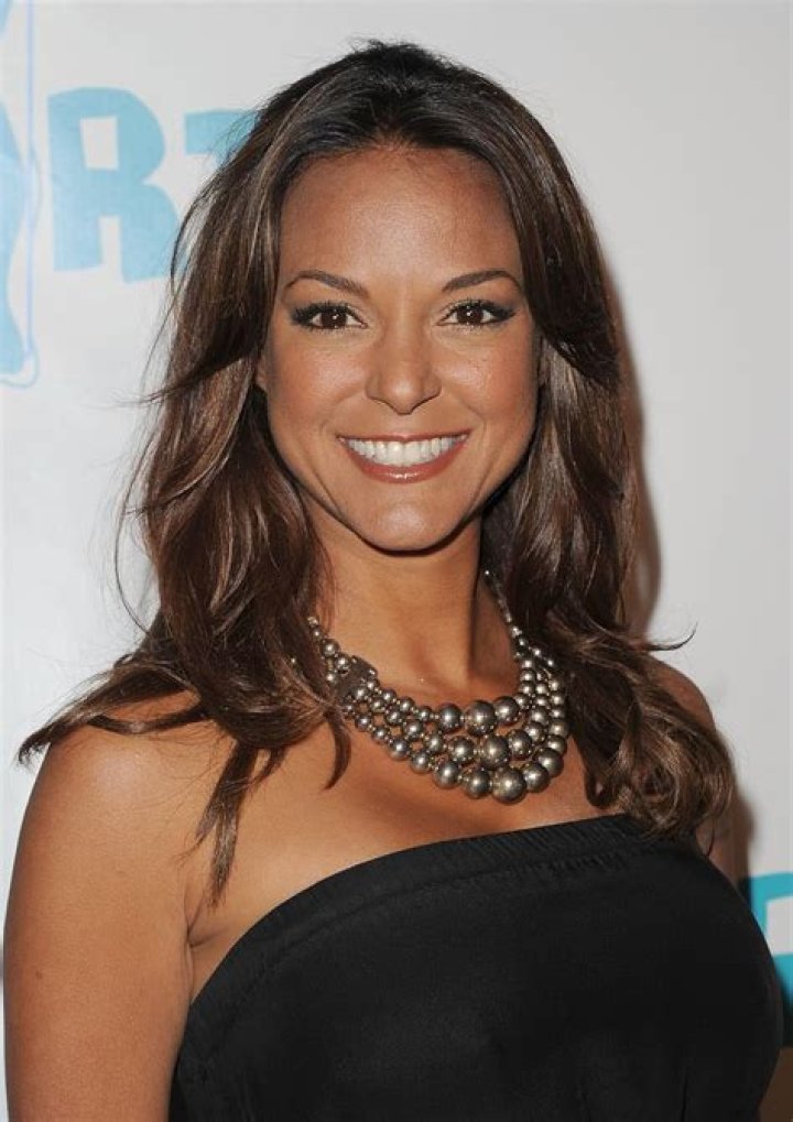 Eva LaRue Biography, Age, Height, Husband, Net Worth, Family
