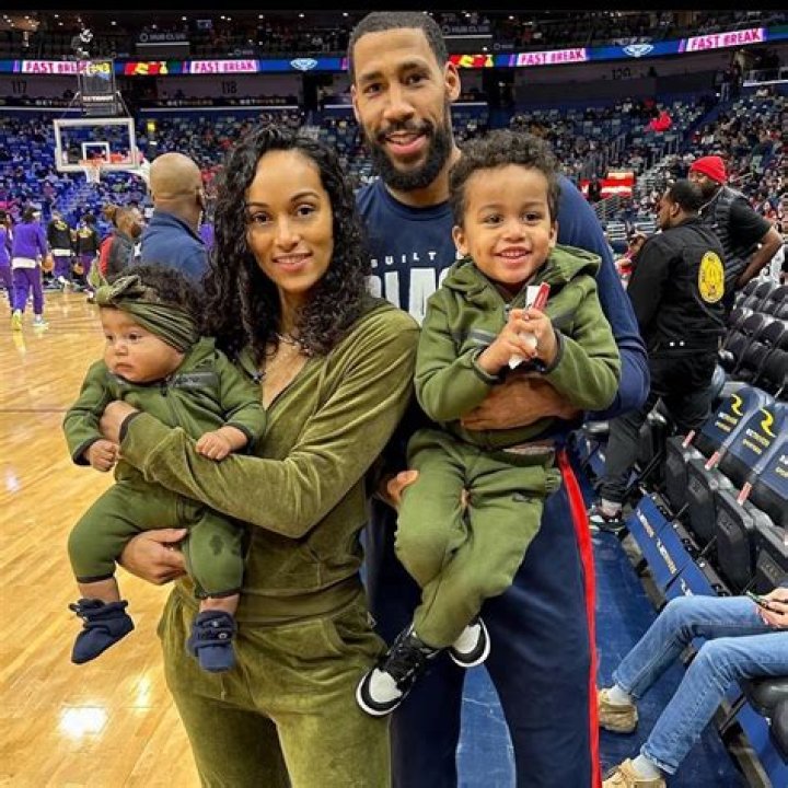 Garrett Temple Biography, Age, Height, Wife, Net Worth, Family