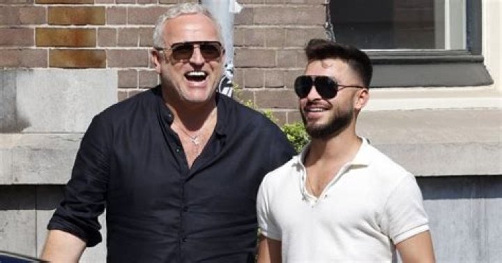 Gordon Heuckeroth (R&B Singer) - Age, Birthday, Bio, Facts, Family, Net Worth, Height & More