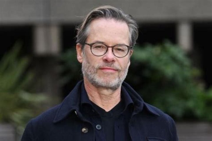 Guy Pearce Net Worth, Income, Salary, Earnings, Biography