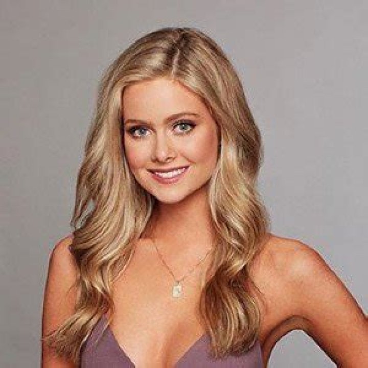 Hannah Godwin (Reality Star) - Age, Birthday, Bio, Facts, Family, Net Worth, Height & More