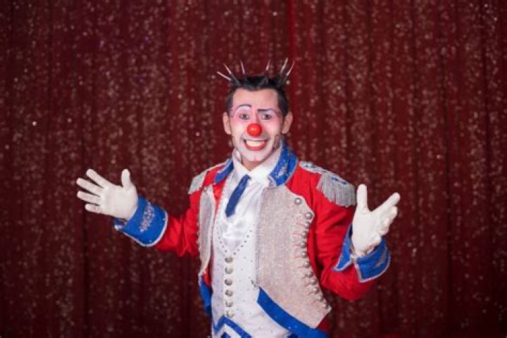 Henry Ayala Clown Wikipedia & Net Worth – Meet His Partner or Wife