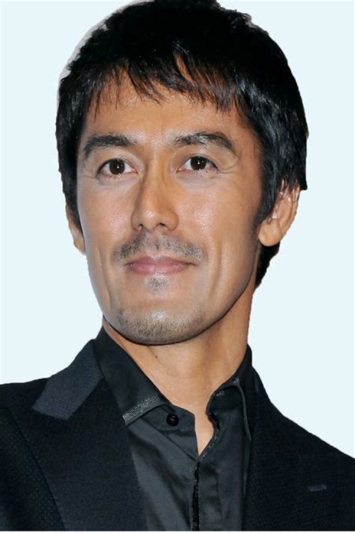 Hiroshi Abe Biography, Age, Height, Wife, Net Worth, Family