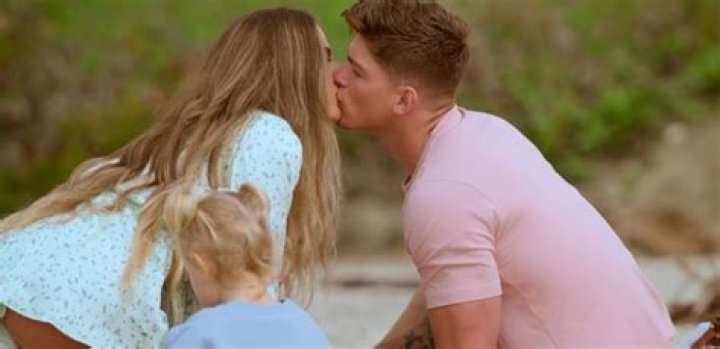 How Old Is Lisa Victoria? Wife Of Austin Victoria -Meet The Cast Of Netflix’s ‘Selling The OC’