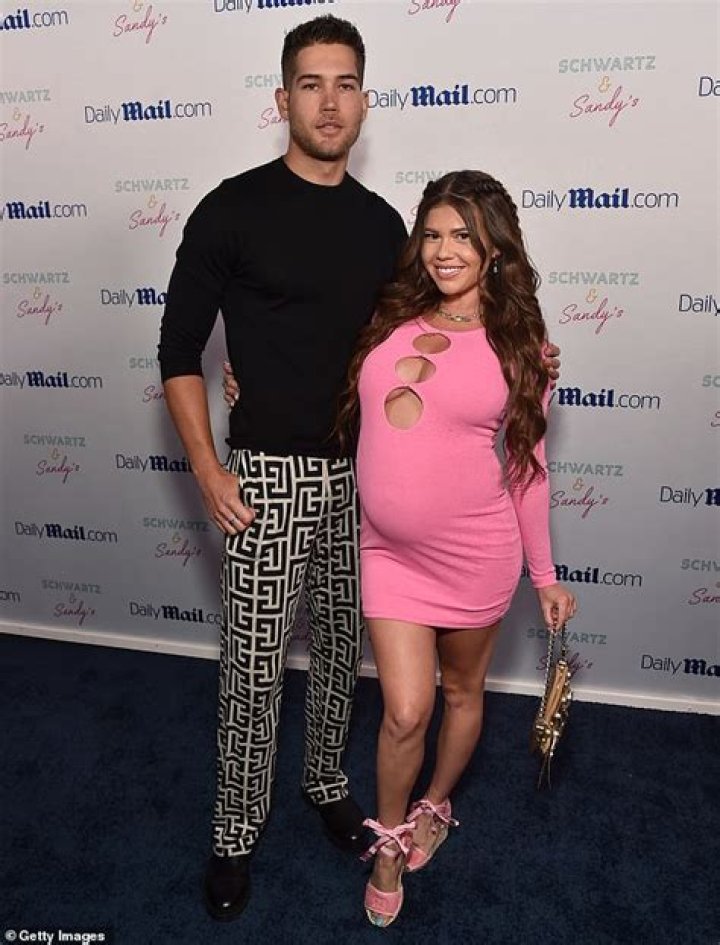 Is Chanel West Coast Married To Dom Fenison? Is Pregnant And Expecting A Baby