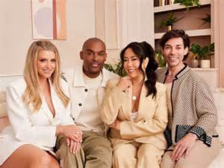 Is Tom Read Wilson Gay? Married Life and Wife/Partner Name, Sunday Bruch Update