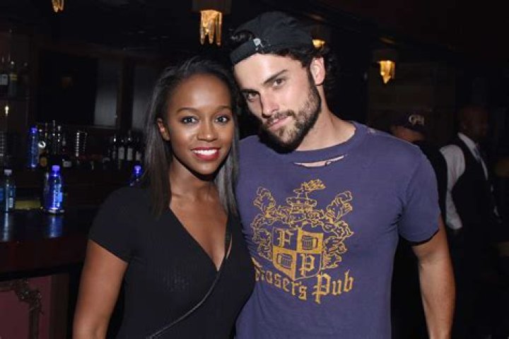 Jack Falahee: Girlfriend, net worth, tattoos, smoking & body facts