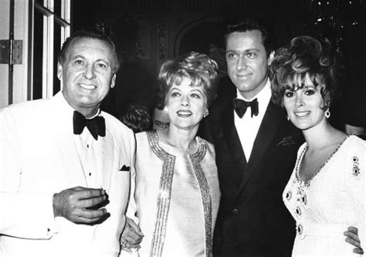 Jack Jones (American singer) Biography, Age, Height, Wife, Net Worth and Family