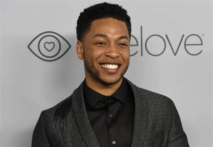 Jacob Latimore (Singer) Wiki, Bio, Age, Height, Weight, Dating, Girlfriend, Career, Net Worth, Facts