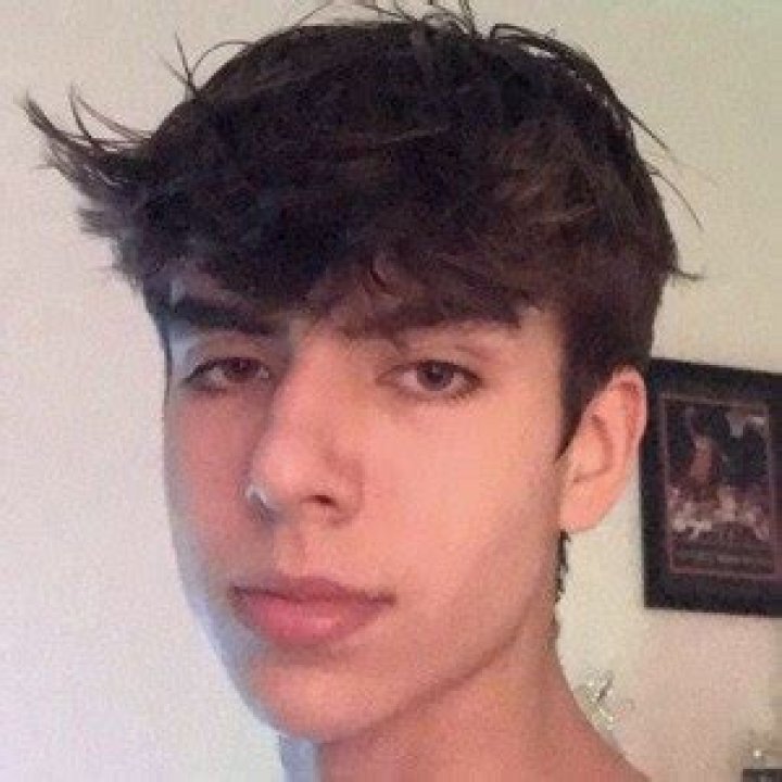 Jaden Araiza (TikTok Star) - Age, Birthday, Bio, Facts, Family, Net Worth, Height & More