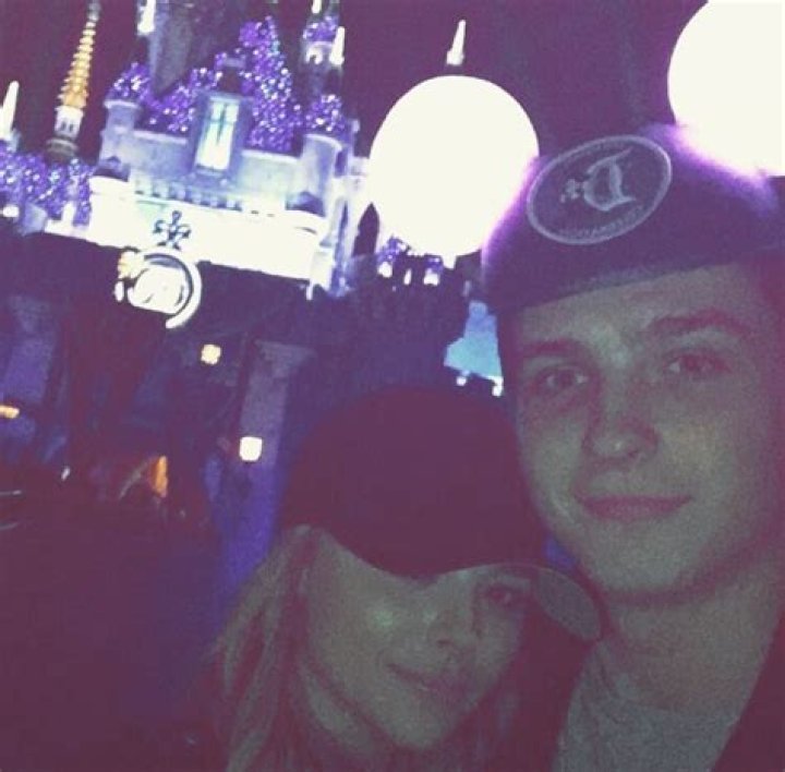 Jake Virtanen Girlfriend And Wife: Is He Married?