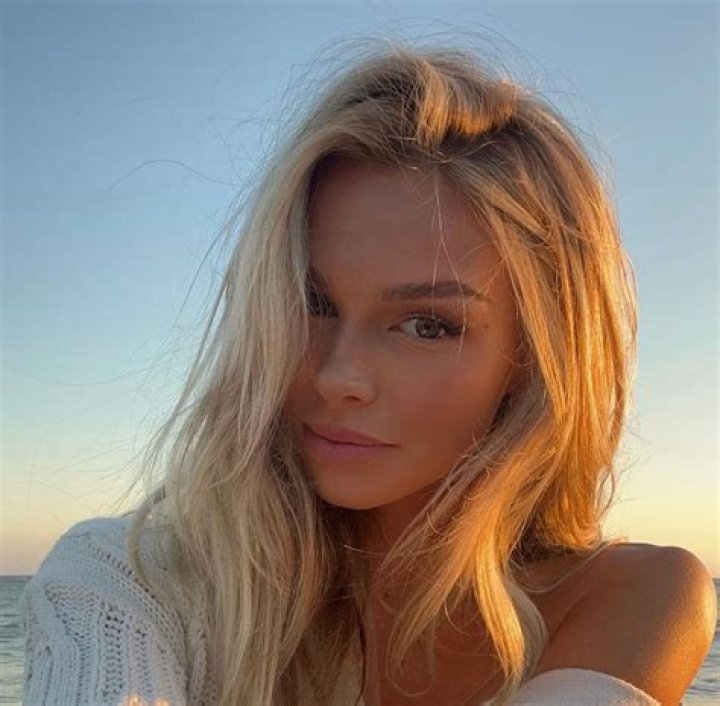 Janae Kroc Biography, Age, Height, Husband, Net Worth, Family