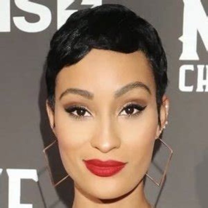 Janeisha John (Model) - Age, Birthday, Bio, Facts, Family, Net Worth, Height & More