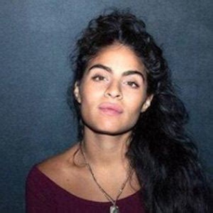 Jessie Reyez (Pop Singer) - Age, Birthday, Bio, Facts, Family, Net Worth, Height & More