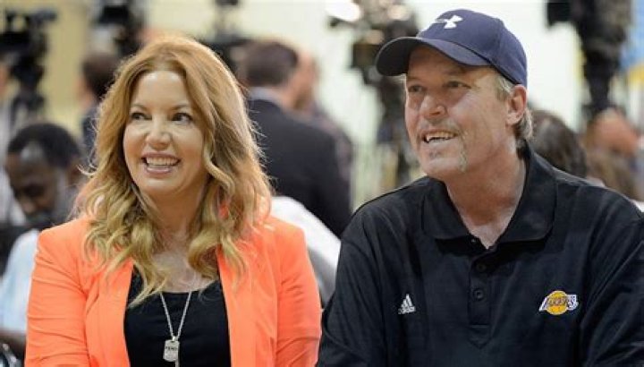 Jim Buss Biography, Age, Height, Wife, Net Worth, Family