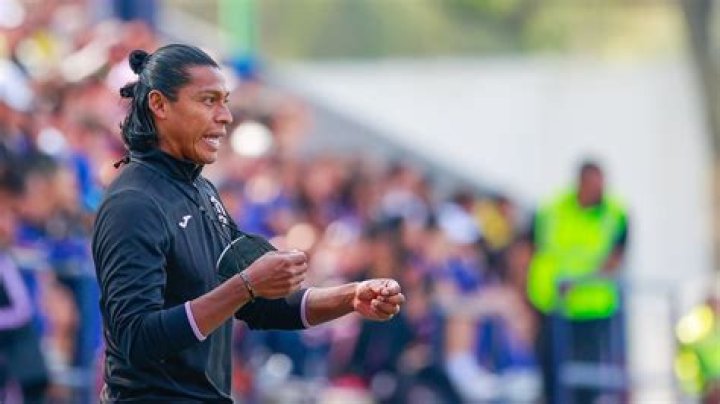 Joel Huiqui Biography, Age, Height, Wife, Net Worth, Family