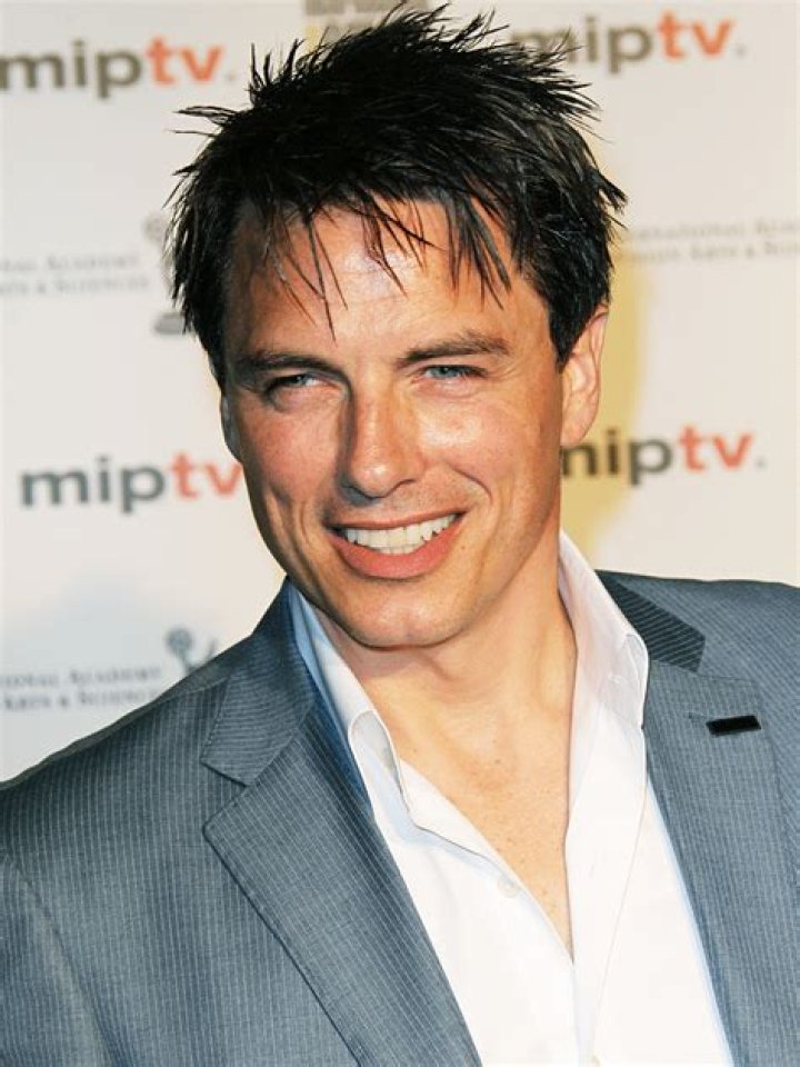 John Barrowman Biography, Age, Height, Wife, Net Worth, Family