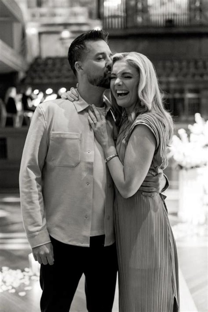 John Crist (Comedian) Wiki-Bio, Age, Parents, Family, Girlfriend, Height and Net Worth