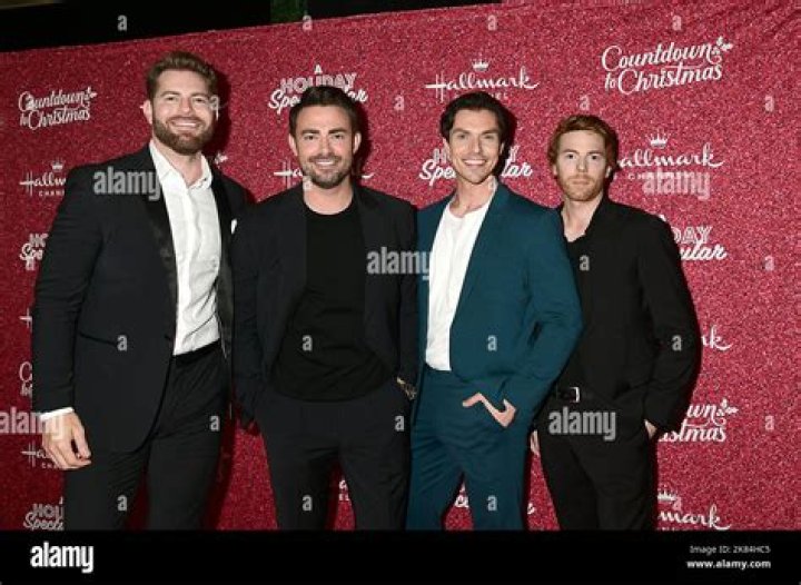 Jonathan Bennett’s Net Worth, Biography, Career, Awards, Fact and Life Story