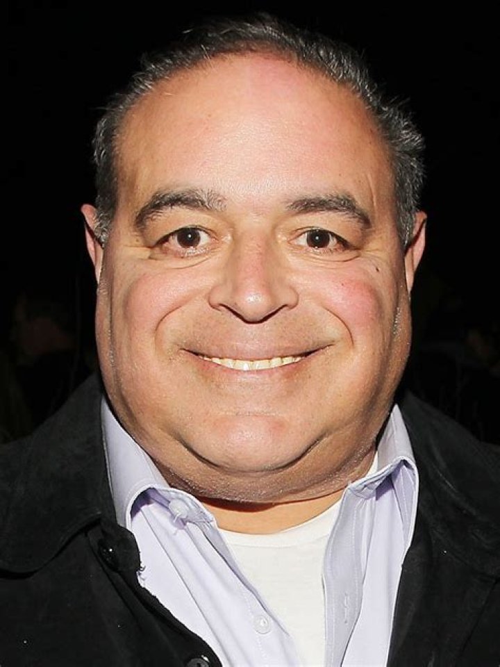 Joseph R. Gannascoli (TV Actor) - Age, Birthday, Bio, Facts, Family, Net Worth, Height & More