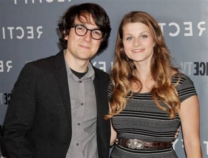 Josh Brener Biography, Age, Height, Wife, Net Worth, Family