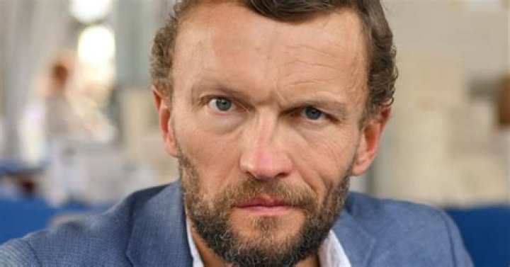 Journalist Sylvain Tesson Was In An Accident, Philippe Tesson Son Had Face Paralysis