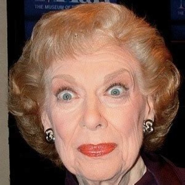 Joyce Randolph (TV Actress) - Age, Birthday, Bio, Facts, Family, Net Worth, Height & More