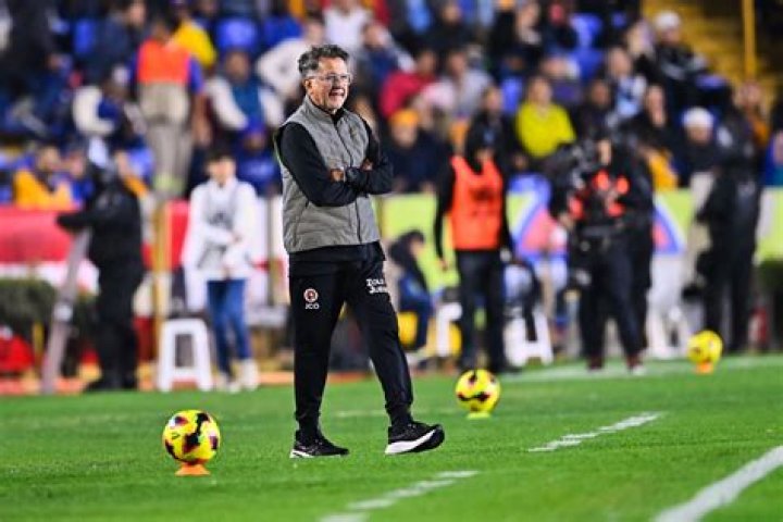 Juan Carlos Osorio Biography, Age, Height, Wife, Net Worth, Family