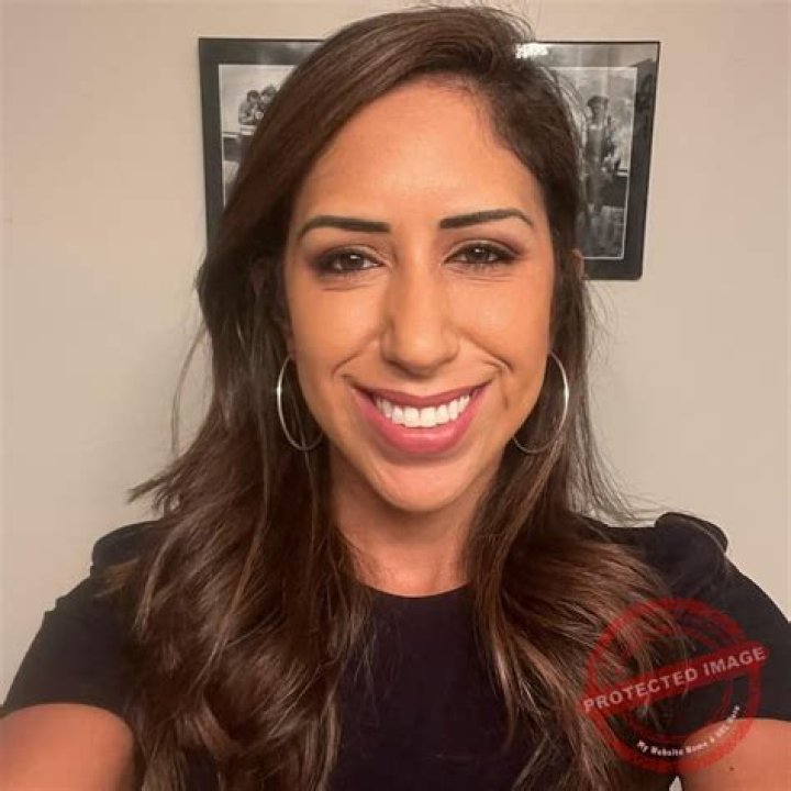 Julian Tavarez Biography, Age, Height, Wife, Net Worth, Family