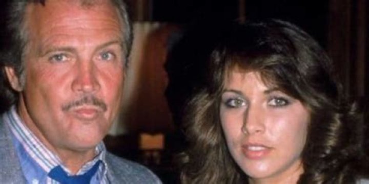 Karen Velez Biography, Age, Height, Husband, Net Worth, Family