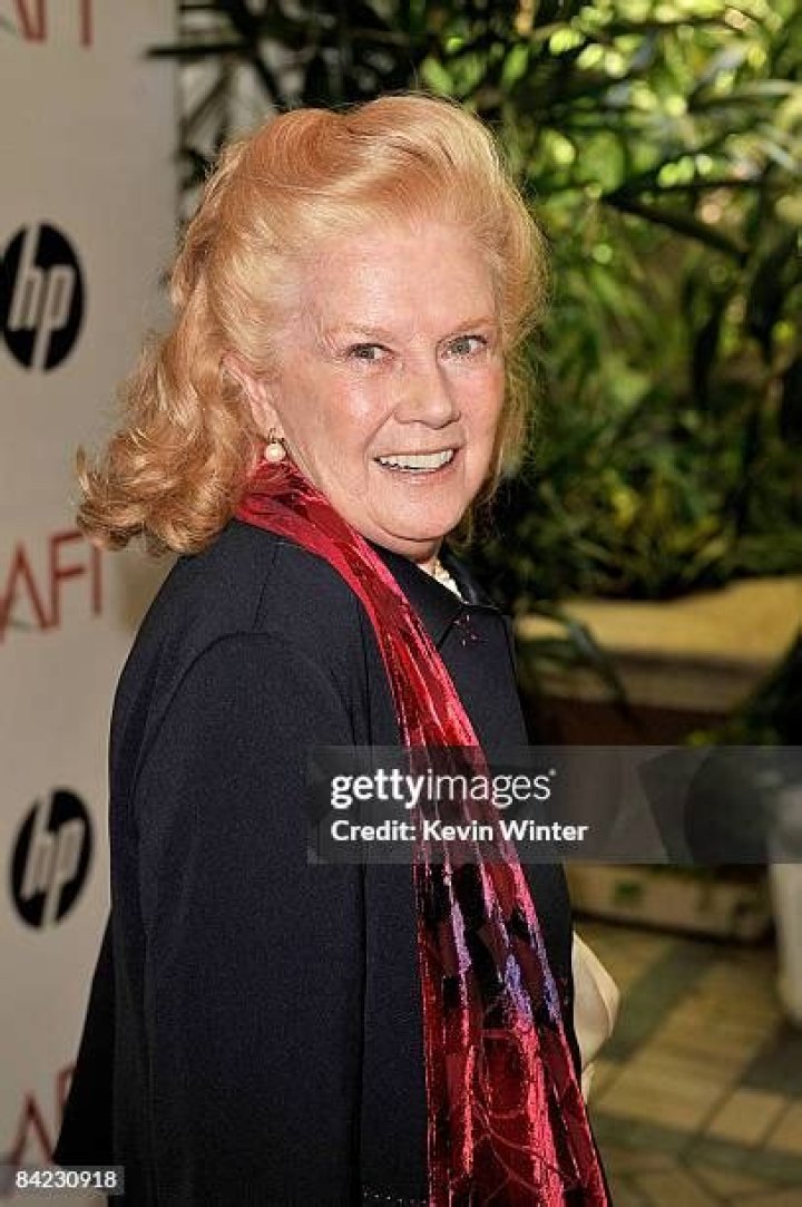 Kathleen Nolan (TV Actress) - Age, Birthday, Bio, Facts, Family, Net Worth, Height & More