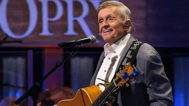 Keith Anderson (Country Singer) - Age, Birthday, Bio, Facts, Family, Net Worth, Height & More