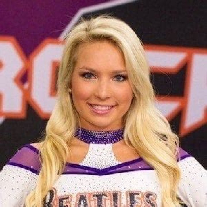 Kennedy Sloane Thames (Cheerleader) - Age, Birthday, Bio, Facts, Family, Net Worth, Height & More