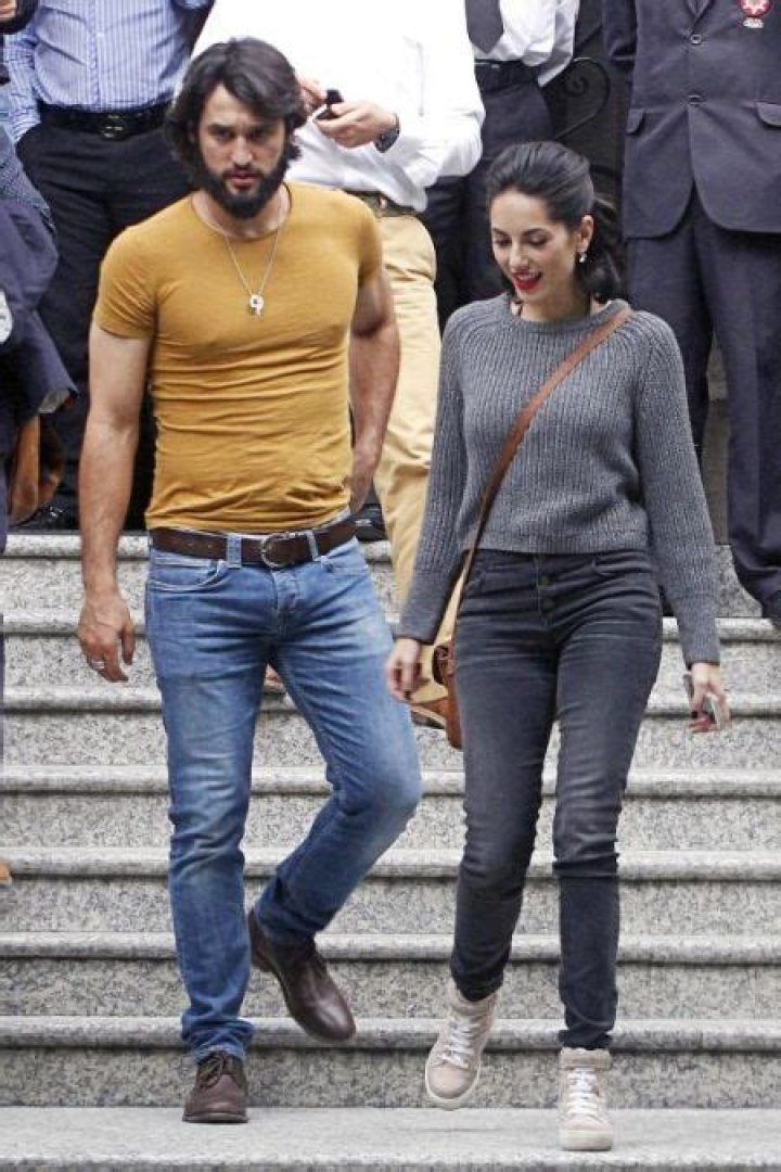 Kenneth Ray Sigman Wikipedia: Stats, Net Worth, Bio, Age, Married, Barbara Mori, Family, and Salary