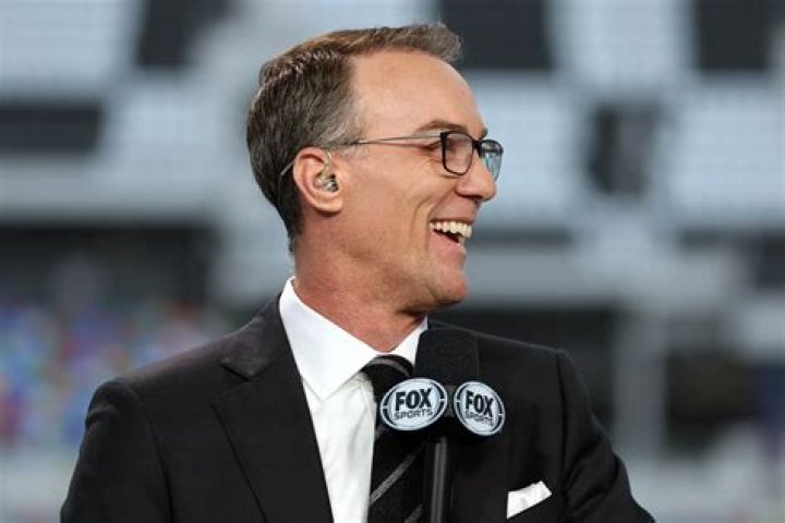 Kevin Harvick’s net worth, biography, fact, career, awards and life story