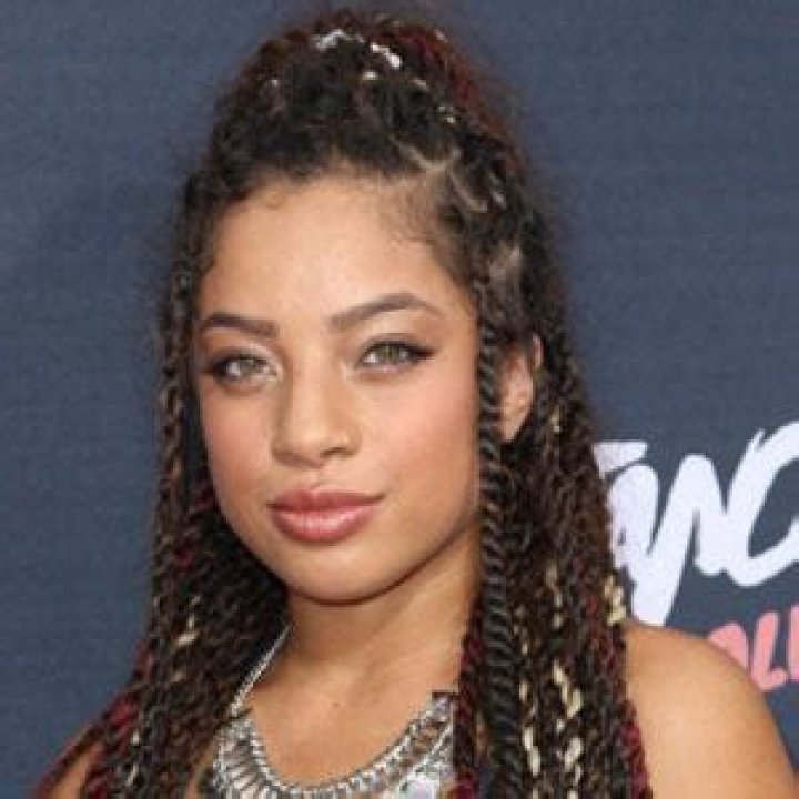 Kiana Ledé (Pop Singer) - Age, Birthday, Bio, Facts, Family, Net Worth, Height & More