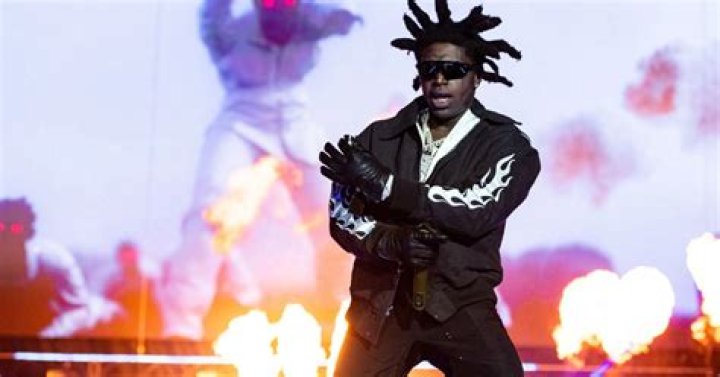 Kodak Black Buys His Baby Mother A Mercedes As A Push Gift