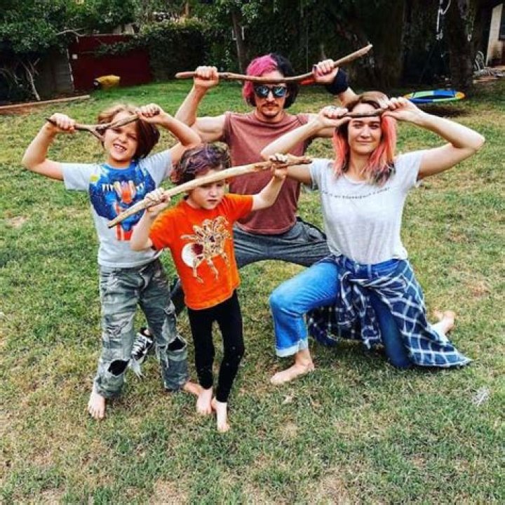 Kyle Gallner (TV Actor) - Age, Birthday, Bio, Facts, Family, Net Worth, Height & More