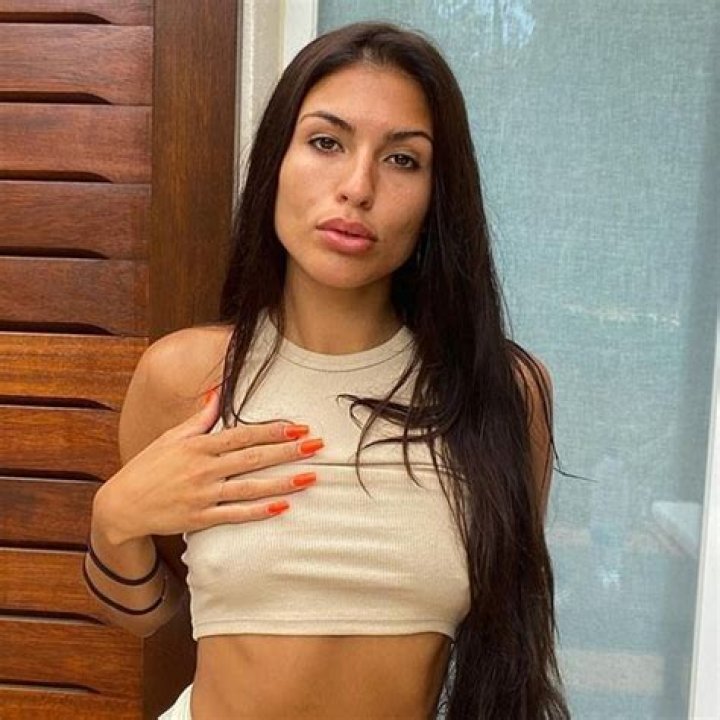 Lara Campos (Estrella de Instagram) - Edad, cumpleaños, biografía, hechos, familia, patrimonio neto, altura y más