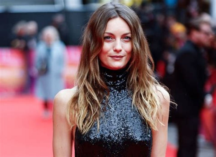 Leila Hoffman’s biography, net worth, fact, career, awards and life story