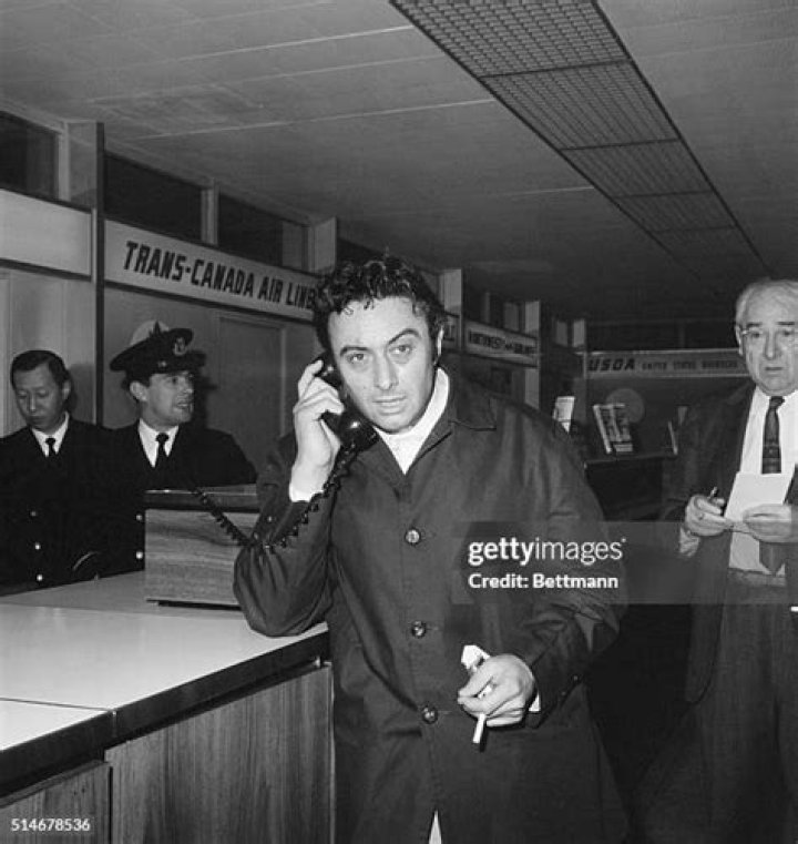 Lenny Bruce (Comedian) - Age, Birthday, Bio, Facts, Family, Net Worth, Height & More