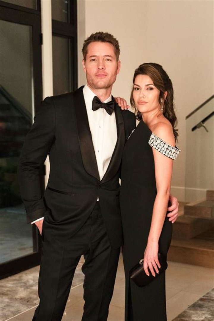 Lindsay Hartley biografía, edad, altura, esposa, net worth, familia