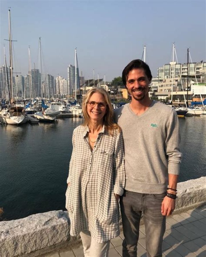 Lindsay Sloane biografía, edad, altura, esposa, net worth, familia