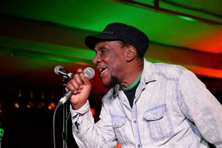 Linval Thompson Biography, Age, Height, Wife, Net Worth, Family