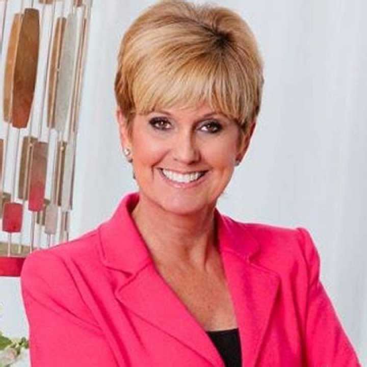 Lori Allen Bio, Wiki, Age, Height, Family, Husband, Cancer, Book and Net Worth.