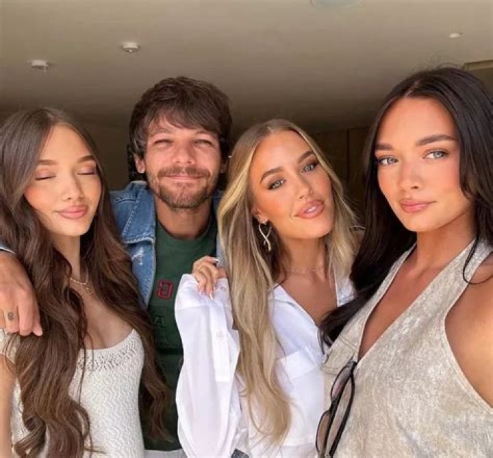 Louis Tomlinson Sister’s Felicite Tomlinson Wiki, Bio, Age, Height, Cause of Death, Parents, Family, Siblings, Nationality, Twitter and Instagram