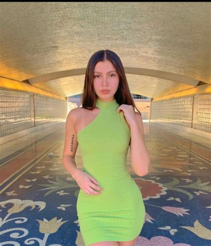 Lucia Manfredi (TikTok Star) - Age, Birthday, Bio, Facts, Family, Net Worth, Height & More