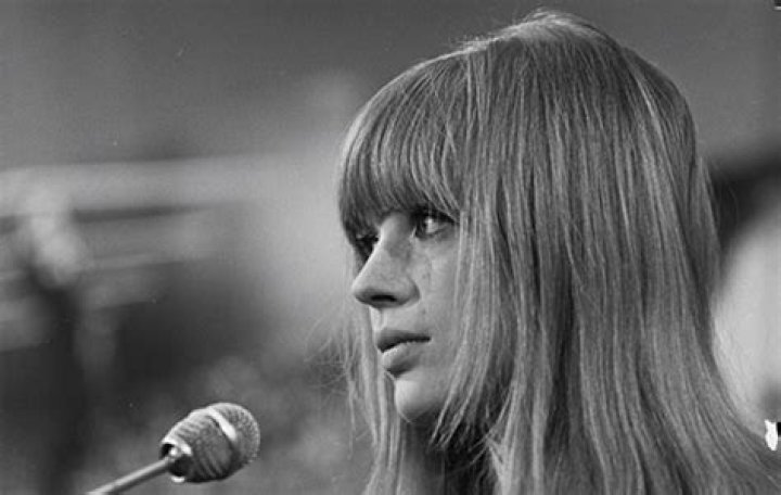 Marianne Faithfull (Pop Singer) - Age, Birthday, Bio, Facts, Family, Net Worth, Height & More