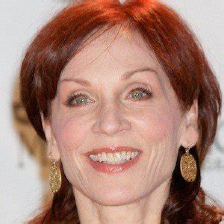 Marilu Henner (TV Actress) - Age, Birthday, Bio, Facts, Family, Net Worth, Height & More